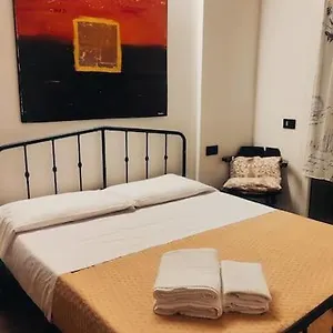 Appartamento Intero, Genova